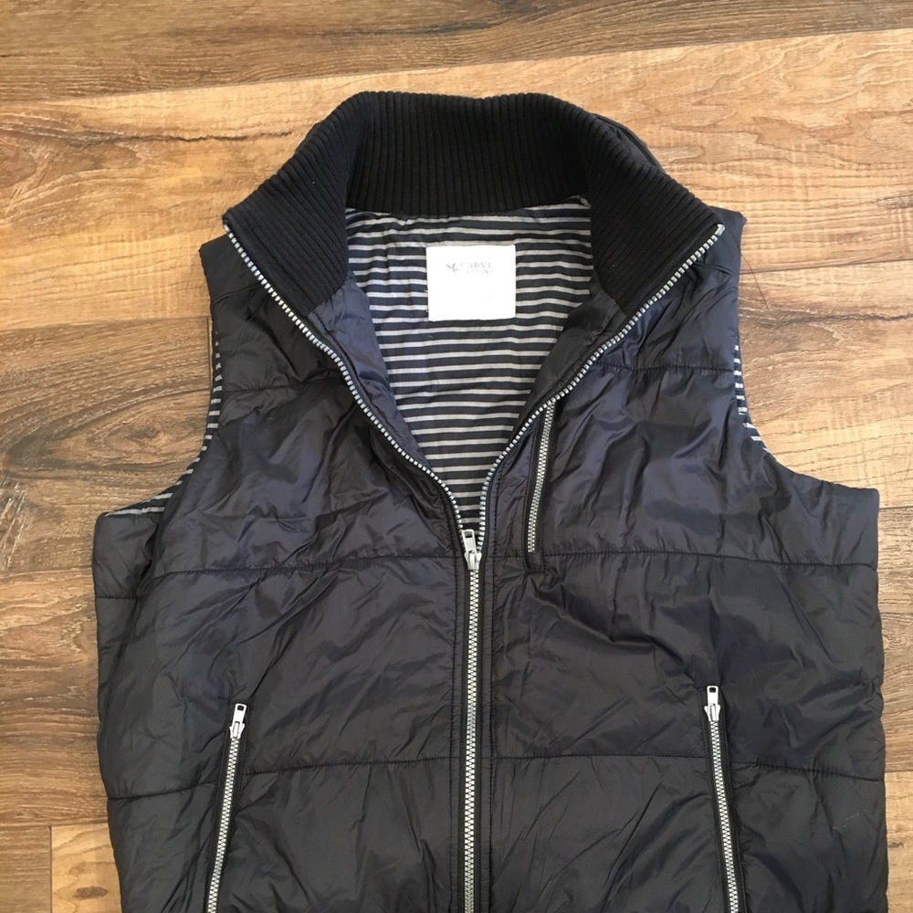 Carve Designs vest. Prefect condition.